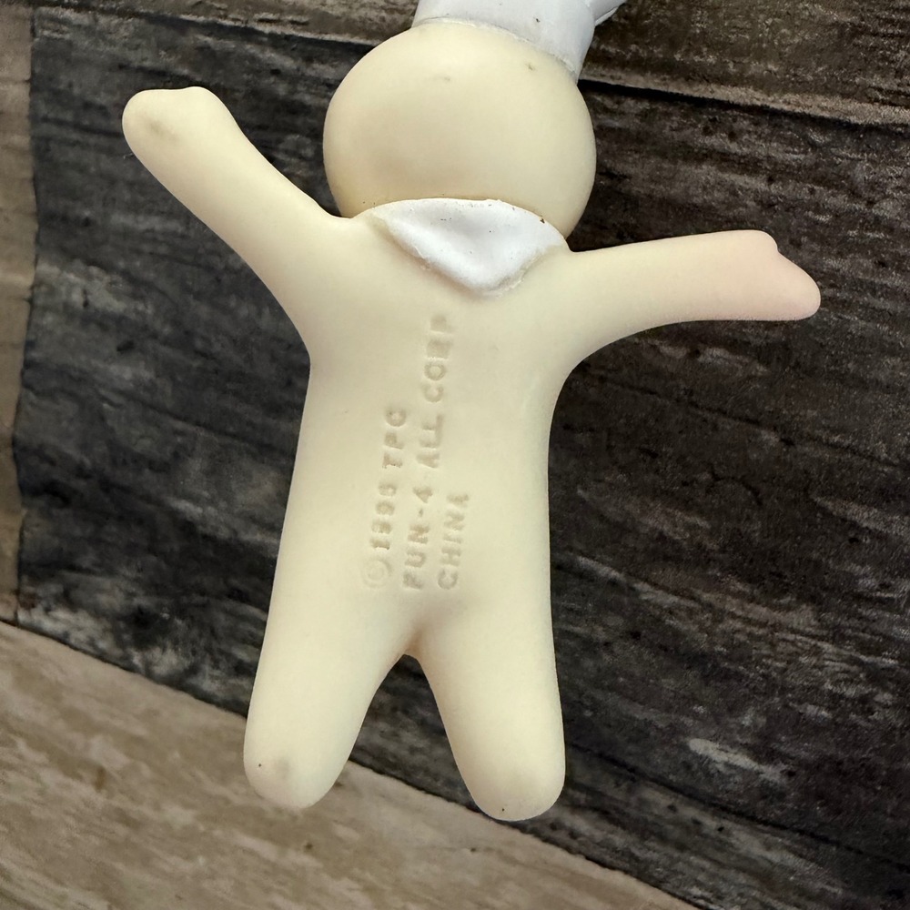 Vintage 1995 Pillsbury Doughboy Keychain Fun-4-All Corp Vinyl Figure 3 Inch - Picture 3 of 4